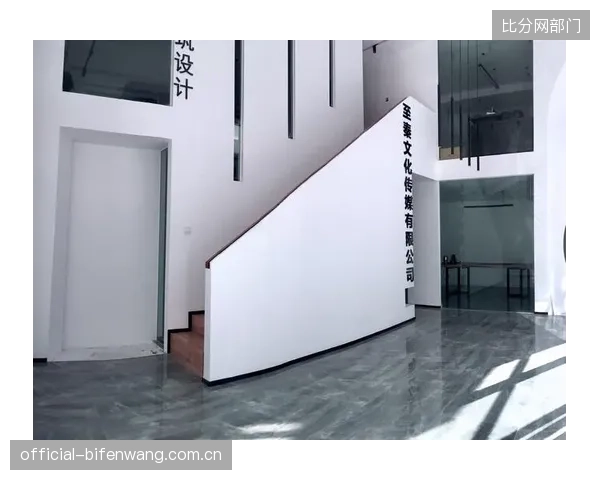 现行对体育园区的考核评估体系过于依赖“入驻企业数量”、“注册资本”等表面指标，掩盖了背后真实的产业孵化质量和失败率